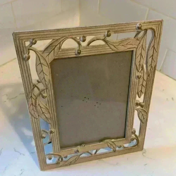 Antique Style Vintage Picture Frame Cream - Picture 2 of 12